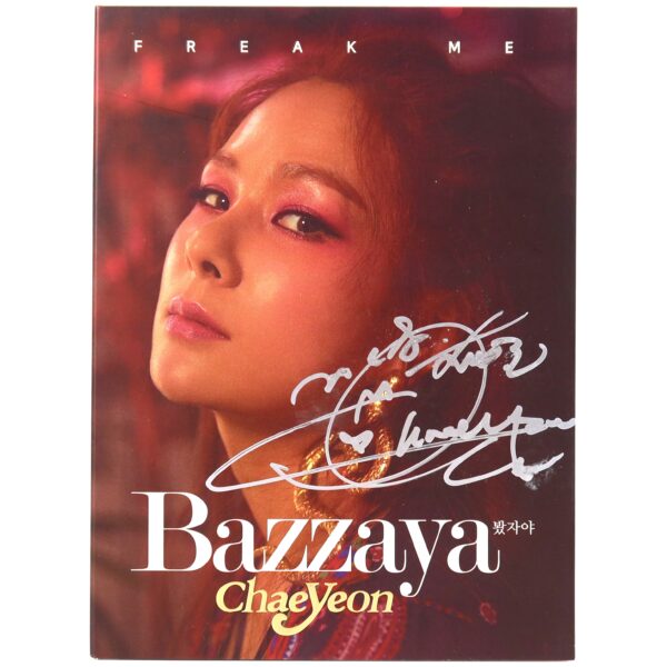 IMG_3377 Chae Yeon - Bazzaya Single Album Signed CD Promo K-Pop 2018 Chaeyeon