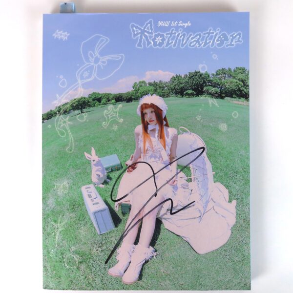 IMG_3511 Yuqi - Motivation 1st Single Album Signed Autographed Promo CD 2025 (G)I-DLE