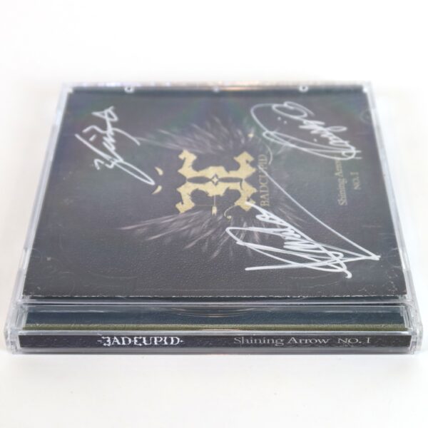 IMG_4905 Badcupid - Shining Arrow Single Album Signed CD K-Rock Punk Rock 2012 Korea