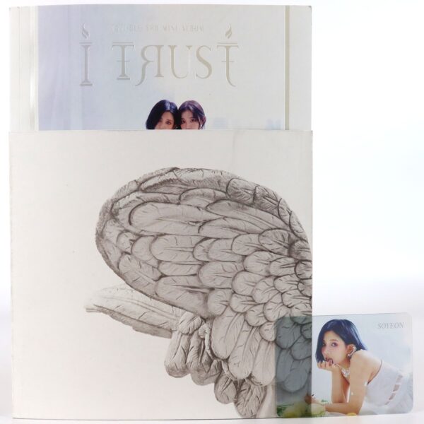 (G)I-DLE – I Trust [Lie Ver.] 3rd Mini Album CD 1 Photocard Magazine/Poster