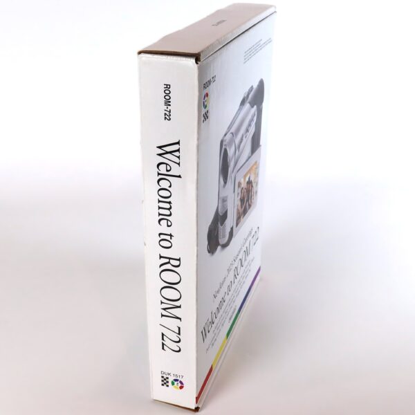 2023 NewJeans Season's Greetings Welcome To Room 722 Set + POBs [read]