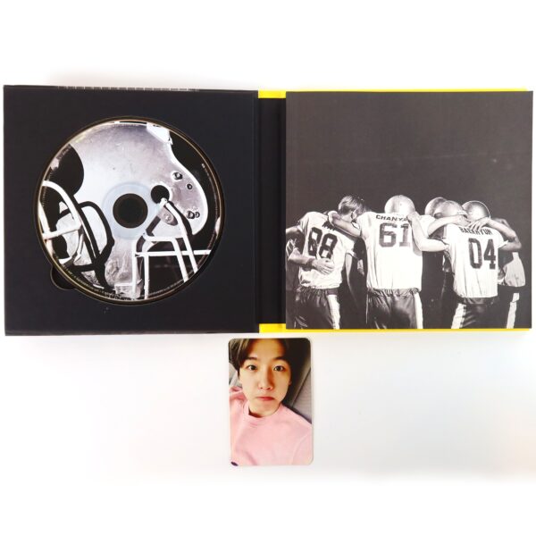Exo - Love Me Right 2nd Album Repackage CD + Baekhyun Photocard K-Pop 2015